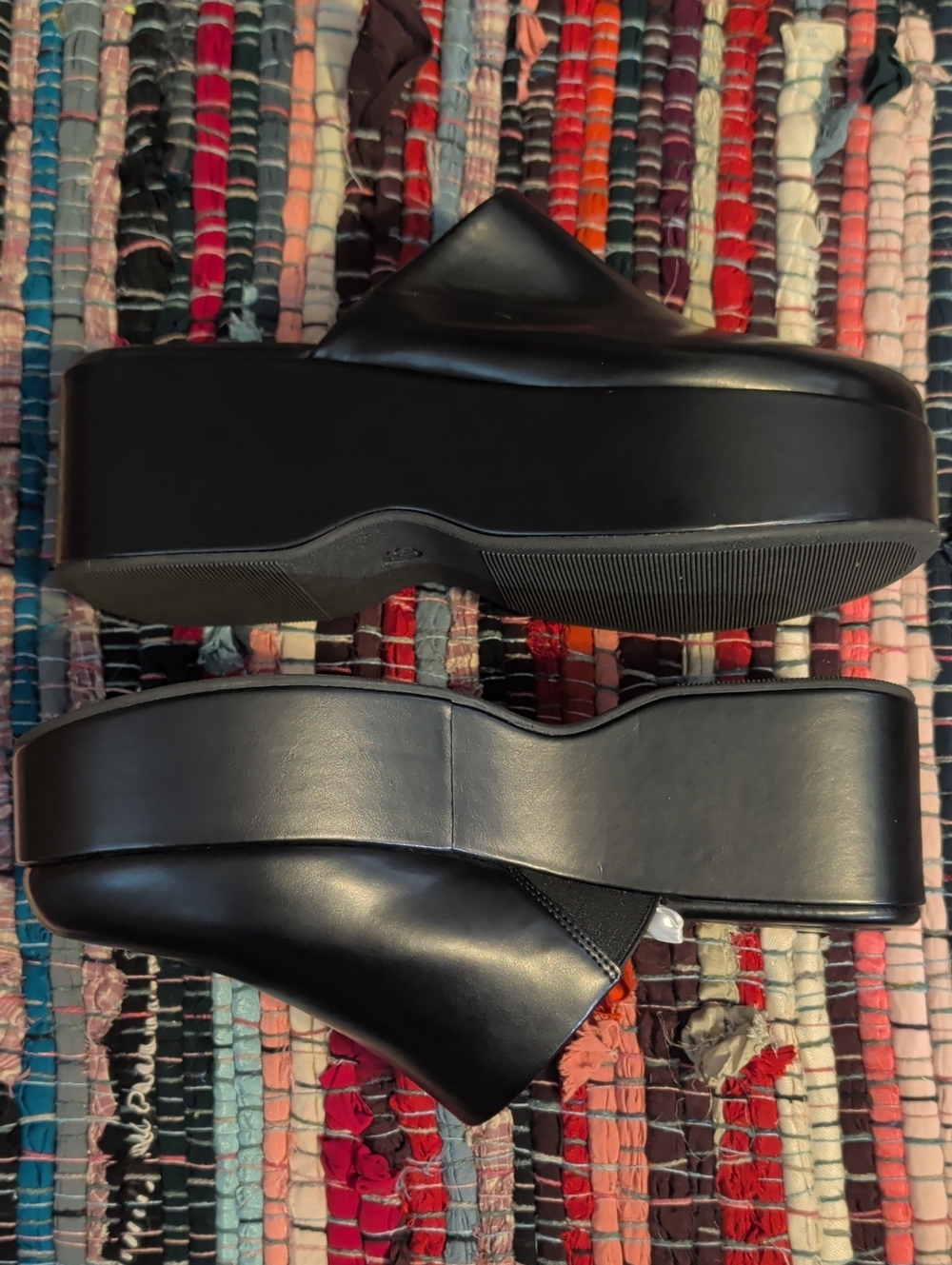 Platform Clogs - Picture 4 of 5